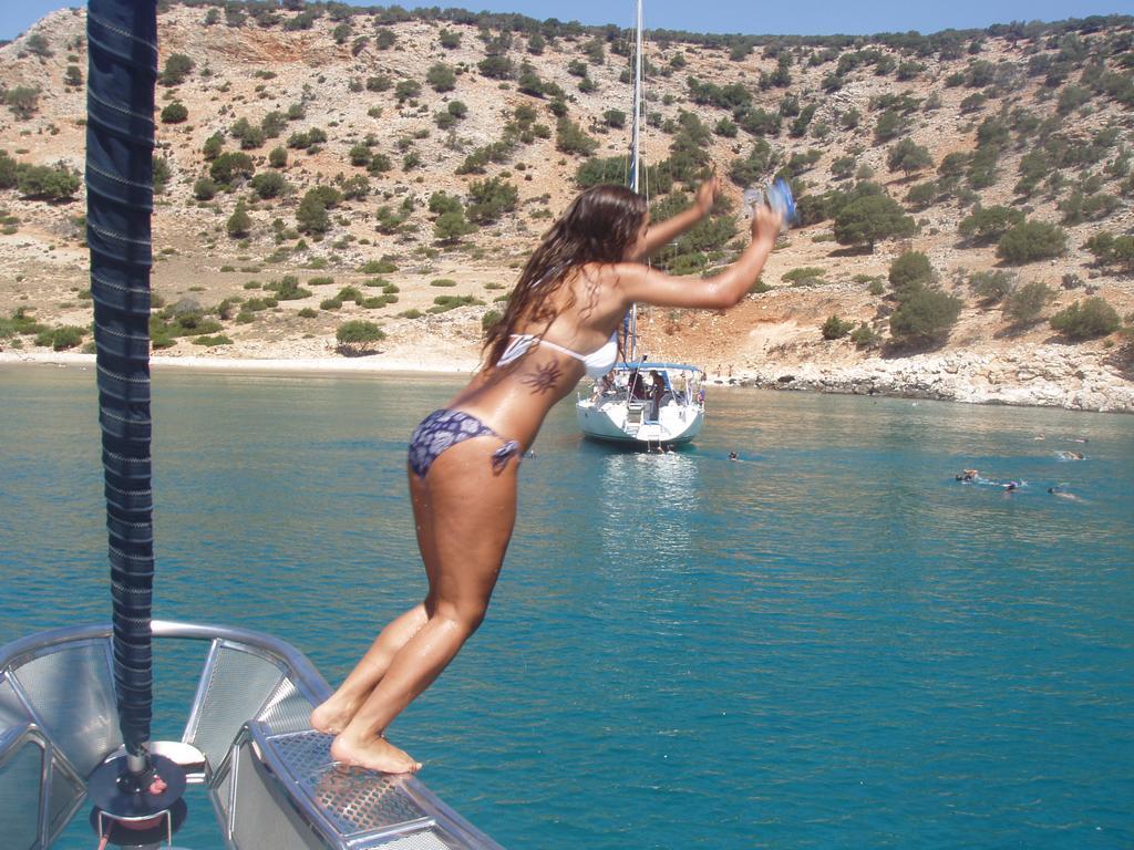 Botel Luxury Sailing Yacht Sofia Star 1 Tourlos