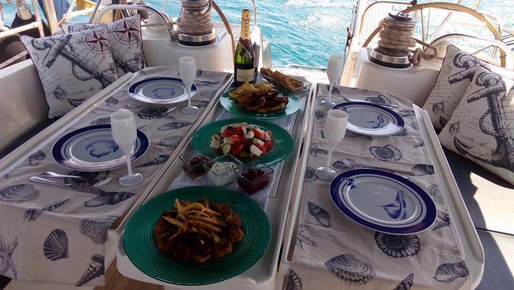 Botel Luxury Sailing Yacht Sofia Star 1 Tourlos