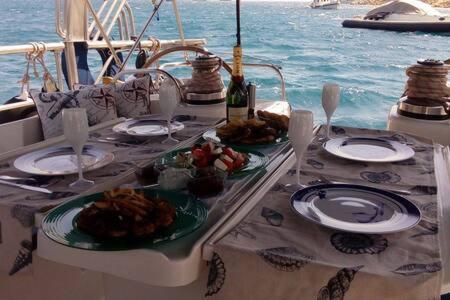 Luxury Sailing Yacht Sofia Star 1 Botel Tourlos